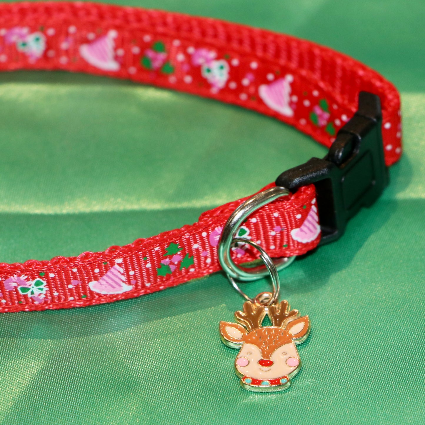 Christmas Collar Red with FREE Reindeer Charm